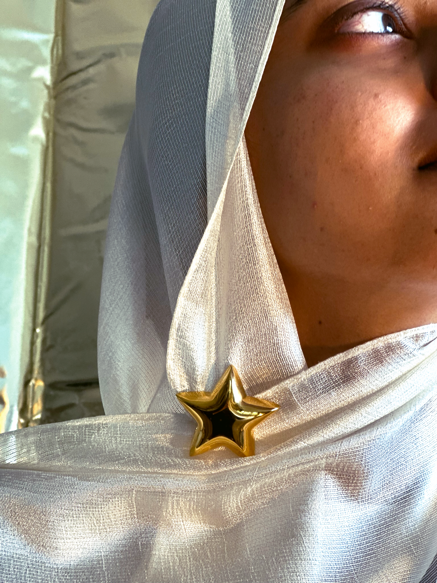 Star Magnetic Brooch – Gold Plated