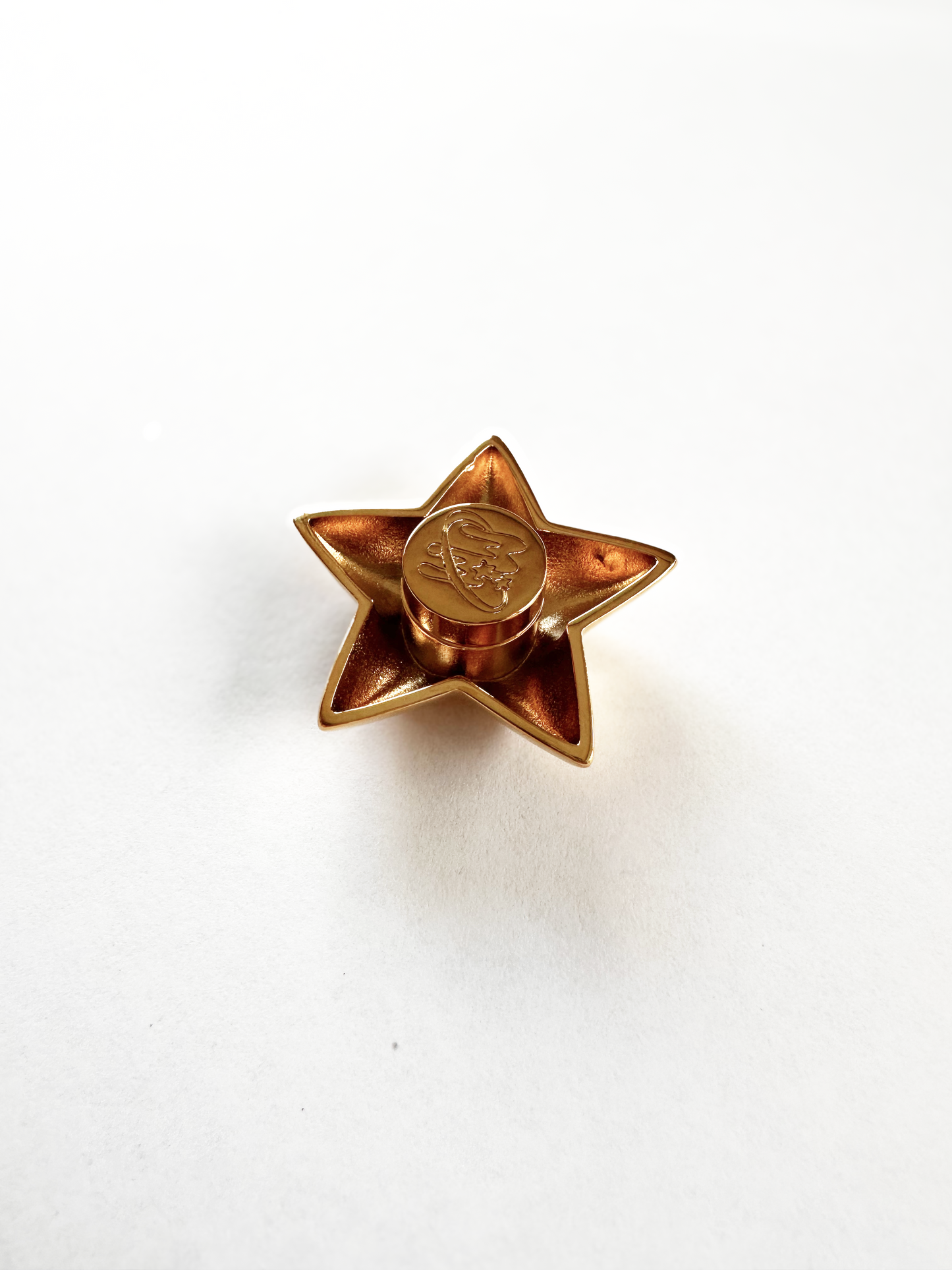 Star Magnetic Brooch – Gold Plated